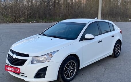 Chevrolet Cruze II, 2013 год, 749 000 рублей, 2 фотография