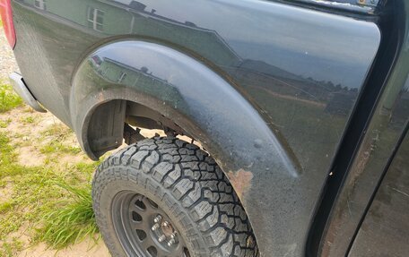 Nissan Navara (Frontier), 2010 год, 1 200 000 рублей, 6 фотография