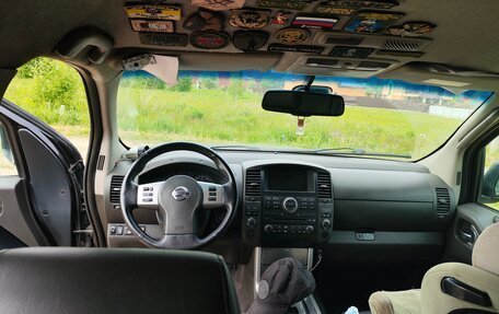 Nissan Navara (Frontier), 2010 год, 1 200 000 рублей, 11 фотография