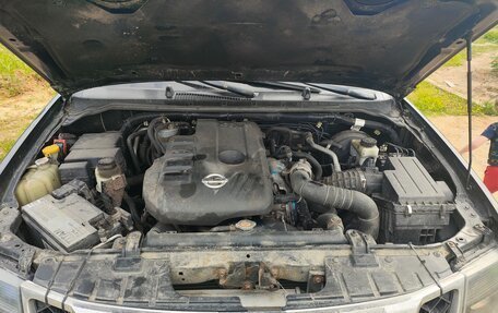Nissan Navara (Frontier), 2010 год, 1 200 000 рублей, 12 фотография
