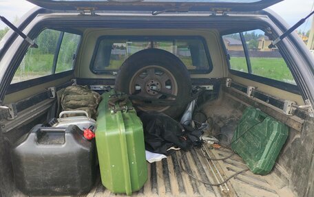 Nissan Navara (Frontier), 2010 год, 1 200 000 рублей, 13 фотография