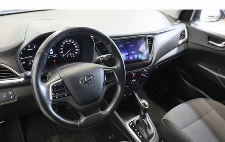 Hyundai Solaris II рестайлинг, 2017 год, 1 345 000 рублей, 6 фотография