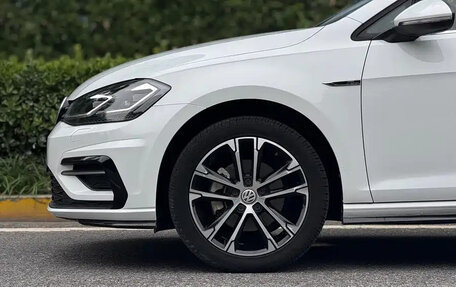 Volkswagen Golf VII, 2018 год, 1 435 035 рублей, 6 фотография