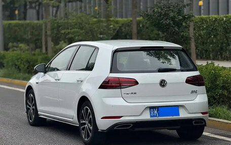 Volkswagen Golf VII, 2018 год, 1 435 035 рублей, 4 фотография