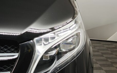 Mercedes-Benz V-Класс, 2019 год, 4 700 000 рублей, 10 фотография