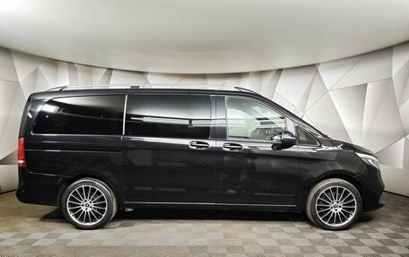 Mercedes-Benz V-Класс, 2019 год, 4 700 000 рублей, 6 фотография