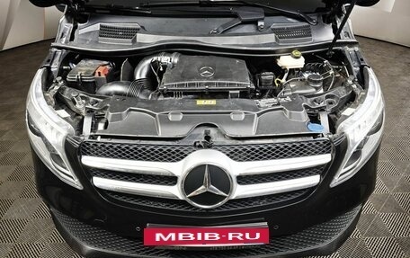 Mercedes-Benz V-Класс, 2019 год, 4 700 000 рублей, 11 фотография
