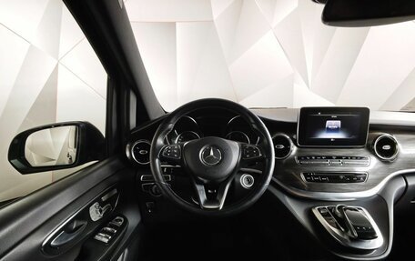 Mercedes-Benz V-Класс, 2019 год, 4 700 000 рублей, 19 фотография