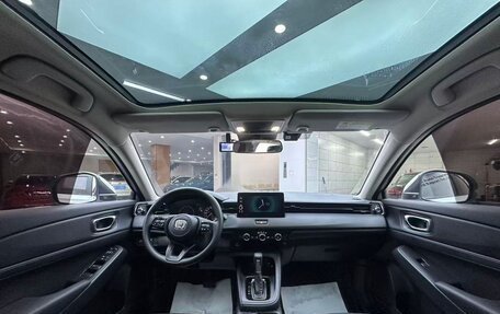 Honda Vezel, 2023 год, 1 880 000 рублей, 7 фотография