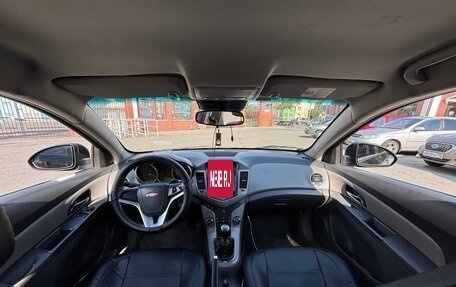 Chevrolet Cruze II, 2010 год, 350 000 рублей, 7 фотография
