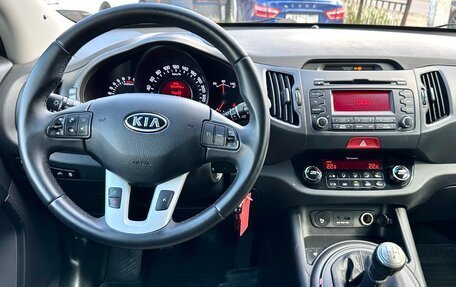 KIA Sportage III, 2010 год, 979 000 рублей, 13 фотография