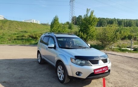 Mitsubishi Outlander III рестайлинг 3, 2008 год, 1 000 060 рублей, 6 фотография