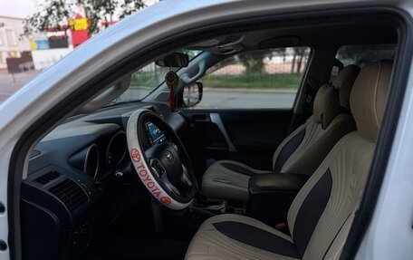 Toyota Land Cruiser Prado 150 рестайлинг 2, 2009 год, 2 900 000 рублей, 9 фотография