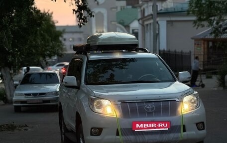 Toyota Land Cruiser Prado 150 рестайлинг 2, 2009 год, 2 900 000 рублей, 2 фотография