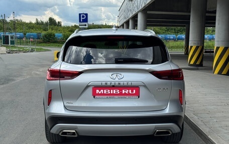Infiniti QX50 II, 2018 год, 2 890 000 рублей, 7 фотография