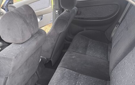 KIA Spectra II (LD), 2004 год, 380 000 рублей, 13 фотография