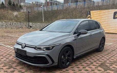 Volkswagen Golf VIII, 2023 год, 2 070 007 рублей, 3 фотография