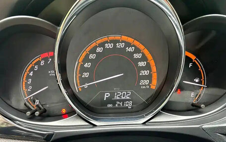 Toyota Yaris XP150 рестайлинг, 2022 год, 1 235 035 рублей, 8 фотография