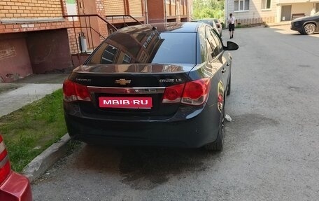 Chevrolet Cruze II, 2011 год, 650 000 рублей, 1 фотография