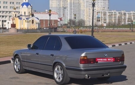 BMW 5 серия, 1989 год, 961 000 рублей, 3 фотография
