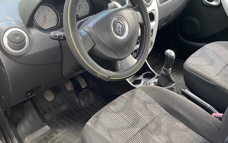 Renault Logan I, 2011 год, 520 000 рублей, 3 фотография