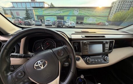 Toyota RAV4, 2014 год, 2 170 000 рублей, 6 фотография
