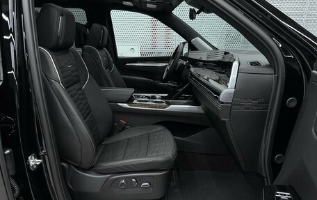 Cadillac Escalade V, 2026 год, 20 900 000 рублей, 12 фотография