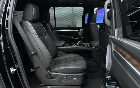 Cadillac Escalade V, 2026 год, 20 900 000 рублей, 28 фотография