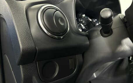 Renault Logan II, 2016 год, 850 000 рублей, 9 фотография