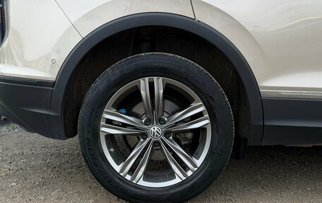 Volkswagen Tiguan II, 2018 год, 2 780 000 рублей, 14 фотография