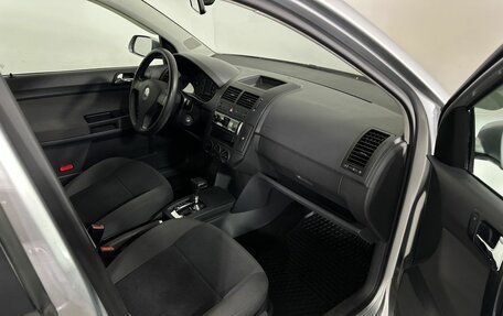 Volkswagen Polo IV рестайлинг, 2007 год, 620 000 рублей, 14 фотография