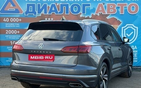 Volkswagen Touareg III, 2019 год, 4 200 000 рублей, 3 фотография