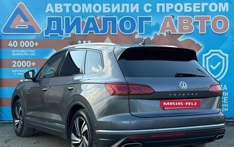 Volkswagen Touareg III, 2019 год, 4 200 000 рублей, 6 фотография