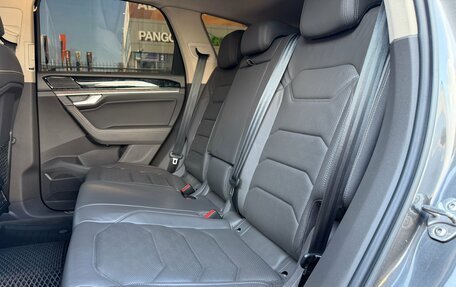 Volkswagen Touareg III, 2019 год, 4 200 000 рублей, 19 фотография