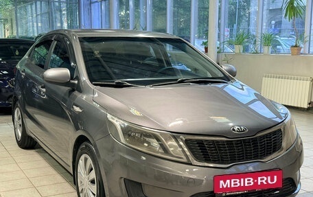 KIA Rio III рестайлинг, 2015 год, 949 000 рублей, 3 фотография