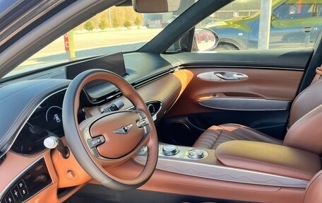 Genesis GV70, 2021 год, 5 800 000 рублей, 4 фотография