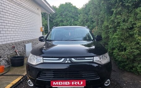 Mitsubishi Outlander III рестайлинг 3, 2012 год, 1 150 000 рублей, 2 фотография