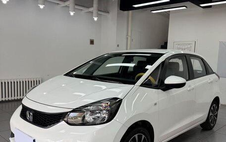 Honda Fit, 2021 год, 945 000 рублей, 1 фотография