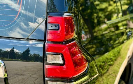 Toyota Land Cruiser Prado 150 рестайлинг 2, 2019 год, 4 899 999 рублей, 15 фотография
