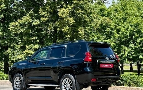 Toyota Land Cruiser Prado 150 рестайлинг 2, 2019 год, 4 899 999 рублей, 6 фотография