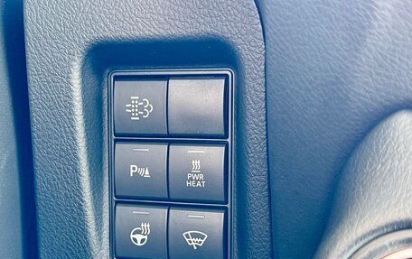 Toyota Land Cruiser Prado 150 рестайлинг 2, 2019 год, 4 899 999 рублей, 25 фотография