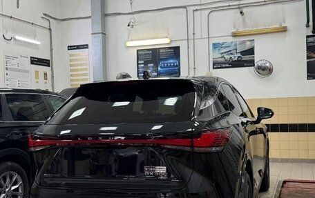Lexus RX IV рестайлинг, 2025 год, 8 400 000 рублей, 2 фотография