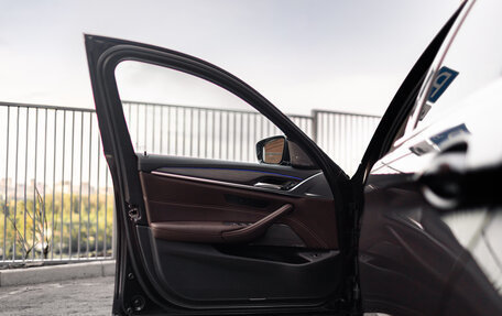 BMW 5 серия, 2020 год, 4 350 000 рублей, 31 фотография