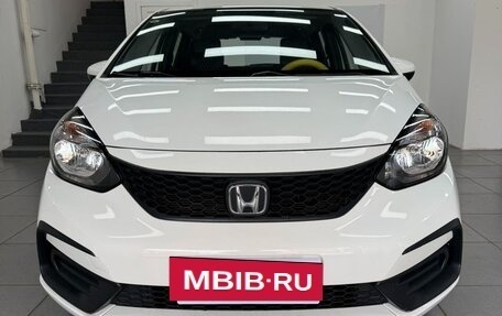 Honda Fit, 2021 год, 945 000 рублей, 2 фотография