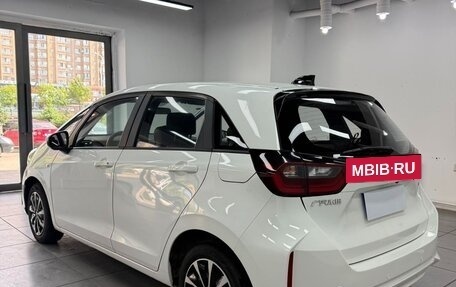 Honda Fit, 2021 год, 945 000 рублей, 6 фотография