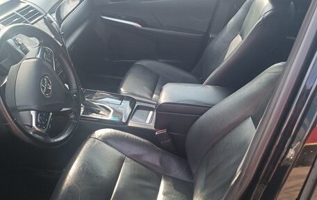 Toyota Camry, 2017 год, 1 850 000 рублей, 15 фотография
