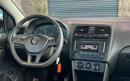 Volkswagen Polo VI (EU Market), 2016 год, 1 200 000 рублей, 22 фотография