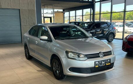 Volkswagen Polo VI (EU Market), 2012 год, 810 000 рублей, 3 фотография