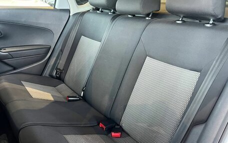Volkswagen Polo VI (EU Market), 2012 год, 810 000 рублей, 17 фотография