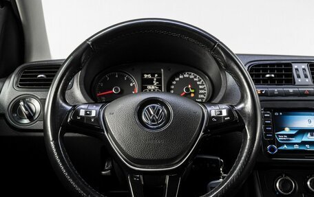 Volkswagen Polo VI (EU Market), 2016 год, 1 100 000 рублей, 12 фотография